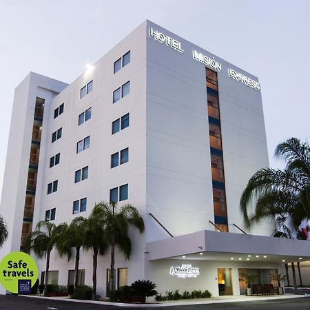Mision Express Merida Altabrisa Exterior photo