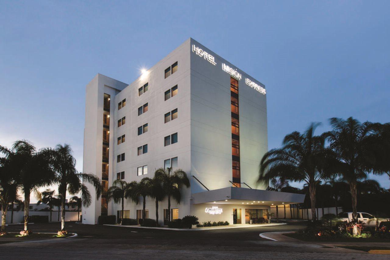 Mision Express Merida Altabrisa Exterior photo