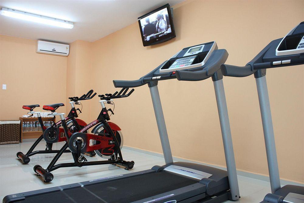 Mision Express Merida Altabrisa Exterior photo