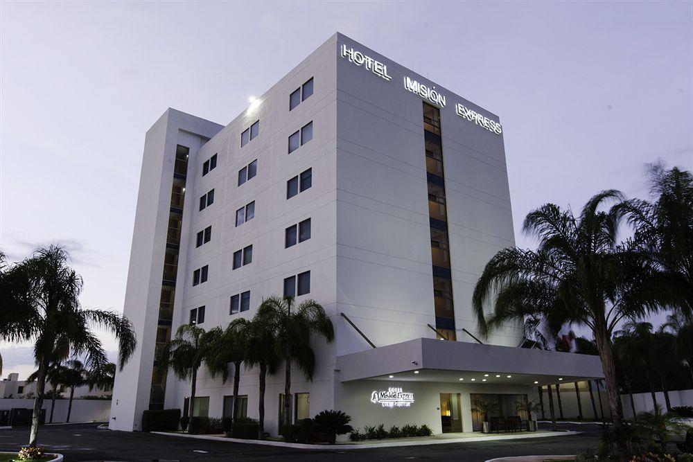 Mision Express Merida Altabrisa Exterior photo
