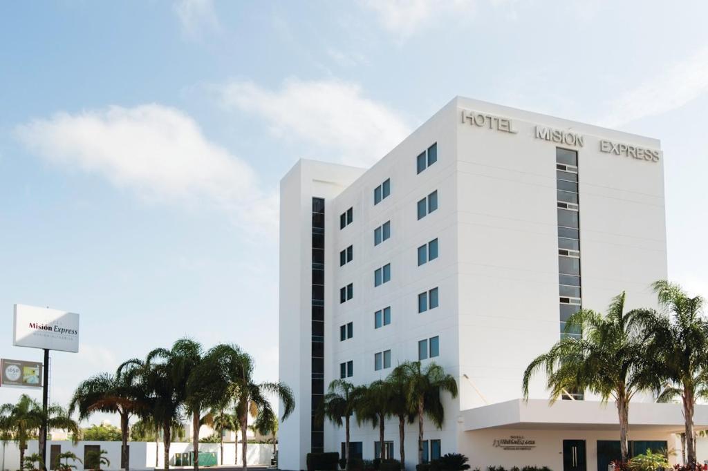 Mision Express Merida Altabrisa Exterior photo